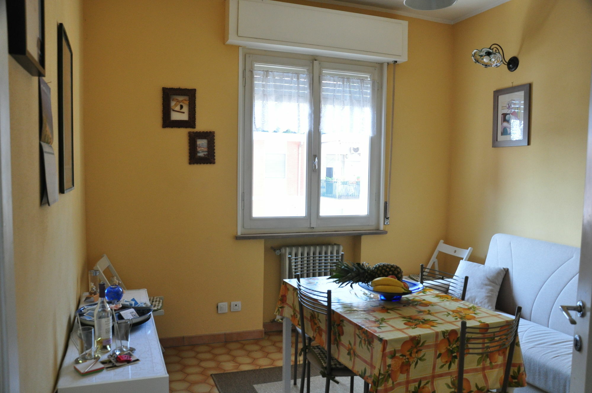 A Casa Di Franci Lägenhet Parma Exteriör bild